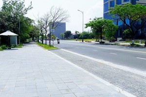 當前的Furama - Ariyana海灘通道一瞥。