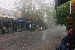 昨(1)日下午，本市平盛郡及附近地區迎來了一場甘雨。（圖源：香莊）