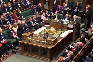 當地時間3日，英國倫敦，英議會表決通過脫歐延期法案，防止無協議脫歐。（圖源：AFP）