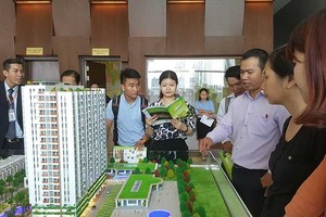 購房者向銀行貸款時必須留意付款期間的利率調升問題。