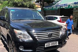 肇事汽車。（圖源：何成）