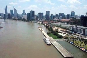 巴遜棧橋碼頭一隅。（圖源：光定）