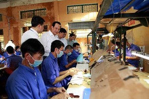 戒毒學員在戒毒單位參加學藝勞動。（圖源：田升）