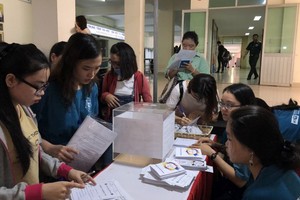 中文人才招聘活動每年均吸引廣大學 生參加。