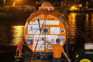 薩曼完成橫渡大西洋之旅。（圖源：AFP）