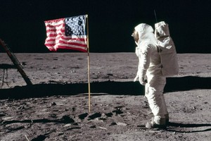 美國總統特朗普宣佈，將為美國航天局2020財年的預算追加16億美元，以加速實現重返月球的計劃。（圖源：互聯網）