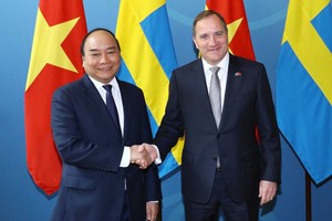 阮春福總理會見瑞典首相斯特凡‧勒文。（圖源：越通社）