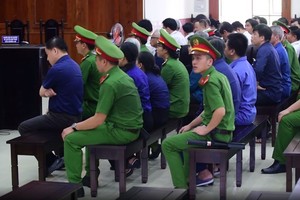 庭審現場一瞥。（圖源：視頻截圖）