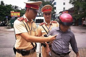 某司機堅決拒絕酒測，棄車離去。