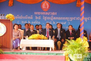 柬埔寨人民黨在鑽石島隆重舉行黨慶。 （圖源：柬中時報）