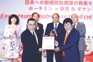 阮春福總理見證越捷兩條日本新航線啟動。