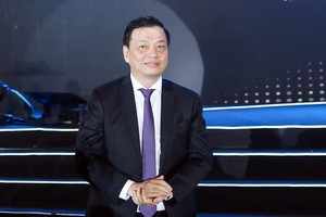 阮成隆同志出任巴地-頭頓省人委會主席一職。（圖源：東河）