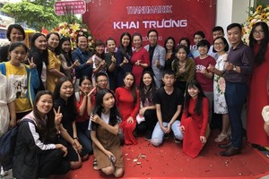 座落於第十郡高勝街282號的青梅HSK漢語中心已於昨(30)日正式投入活動。