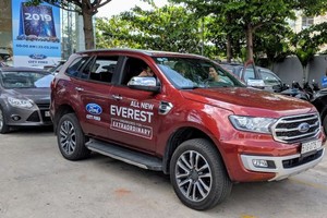 越南福特汽車公司(Ford)最近公佈召回3萬零859輛“Ranger”與“Everest”型汽車以便檢查與替換駕駛盤前與副駕駛前的安全氣囊計劃。（圖源：互聯網）