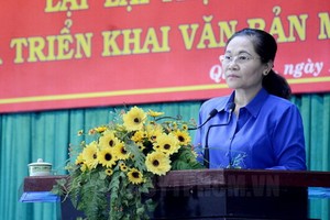 市委副書記、市人民議會主席阮氏麗出席會議並發表指導意見。（圖源：市黨部新聞網）