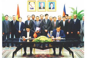 越柬簽訂 28 個領域協議備忘錄