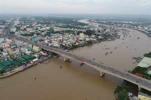 芹苴市被列入世界最美旅遊河流系統的9大城市之一。