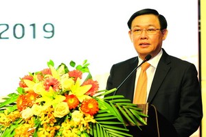 政府副總理王廷惠在會上發表講話。（圖源：Chinhphu.vn）