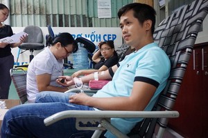 捐血活動一瞥。（圖源：H. Quyền）