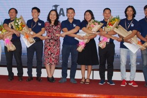 胡志明市國際原留學生俱樂部(iAn俱樂部)成立儀式。