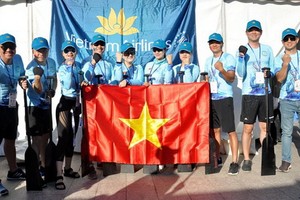 越航Golden Lotus龍舟隊。（圖源：互聯網）