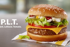 加拿大麥當勞推人造肉漢堡。（圖源：麥當勞）