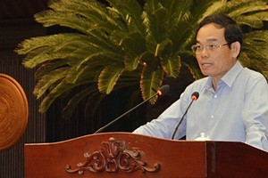 市委常務副書記陳留光在會上對黨十二屆十一中全會討論和提意見的主要內容作匯報。（圖源：市黨部新聞網）