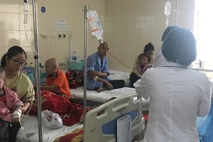 我國每年有近16萬5000例癌症新病例。圖為入住醫院接受治療的癌症患者。（圖源：H.A）