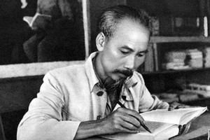 肅貪、反浪費是胡志明主席最大的關注。