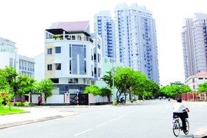 第七郡的公寓為大量民眾解決住宿問題。