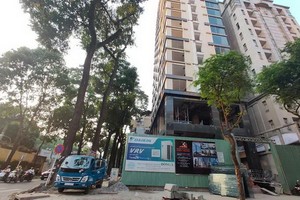 原位於第一郡李自仲街12號的古老別墅而今不復存在，已被一座新建的高樓大廈所取代。（圖源：黃潮）