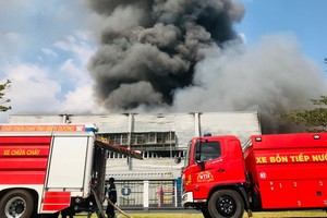 濃煙滾滾的火警現場。（圖源：互聯網）