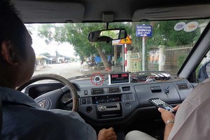 所有駕駛培訓單位須在練習車內安裝攝像頭。