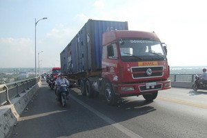 17 日起禁止逾 18 噸車輛過迪廟橋。（圖源：茂長）