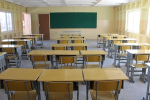 學生再放假 1 週至 16 日。（示意圖源：田升）