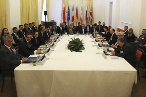 當地時間2月26日，伊朗核問題全面協議聯合委員會政治總司長級會議在奧地利維也納舉行。（圖源：AP） 