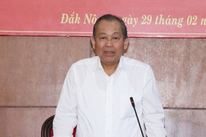 政府常務副總理張和平在會議上發表講話。（圖源：興盛）