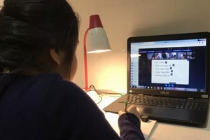 市商業華語培訓中心在線上教學華文