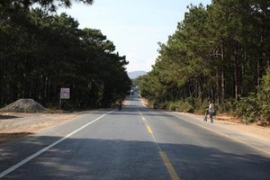 連接平定省和西原各省的19號國道。（圖源：晉祿）