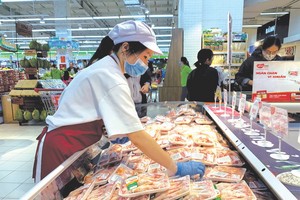 超市貨源充足。