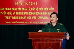 邊防部隊司令部司令黃春戰中將在會議上講話。（圖源：雄科）