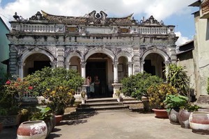 古屋已成為沙瀝市的一個地標。