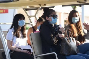 本市４名新冠肺炎痊癒者出院。（圖源：緣潘）