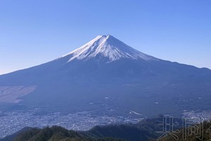 富士山火。（圖源：共同社）