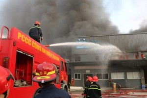 消防隊接報後迅速趕抵火警現場撲滅。（圖源：PV）