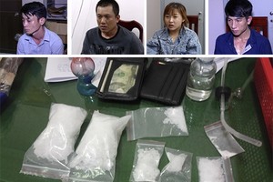 被抓獲的販毒團夥與涉案冰毒物證。（圖源：阮銀）