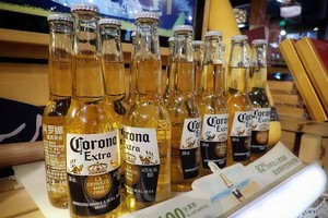 墨西哥的一款著名啤酒品牌 Corona 暫停生產。（圖源：互聯網）