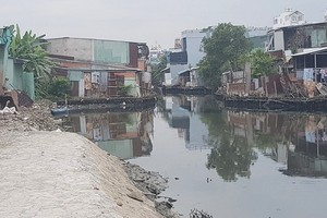 在回收土地時，涌上住房將視建設階段而提供輔助。