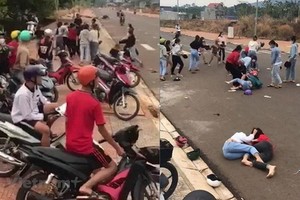 兩團夥少女互毆的畫面。（圖源：視頻截圖）