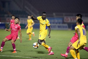 乂安藍江俱樂部（淺色）與西貢隊都將在國家盃的頭一輪賽事比賽。（圖源：互聯網）